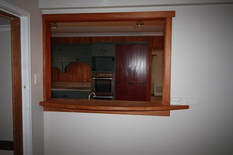 Photo of property in 24 Surrey Crescent, Hokowhitu, Palmerston North, 4410