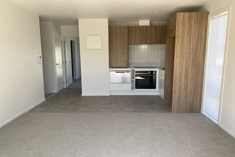 Photo of property in 3/43 Yeovil Road, Te Atatu Peninsula, Auckland, 0610