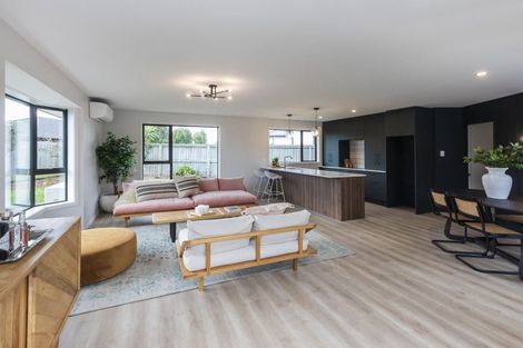 Photo of property in 21 Kingsbridge Drive, Burwood, Christchurch, 8083