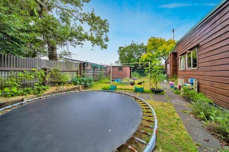 Photo of property in 3/2a Julian Place, Westown, New Plymouth, 4310