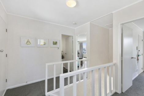 Photo of property in 10 Bowline Place, Whitby, Porirua, 5024
