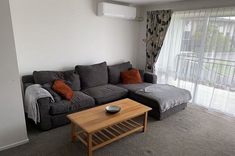 Photo of property in 5/1 Opito Way, East Tamaki, Auckland, 2013