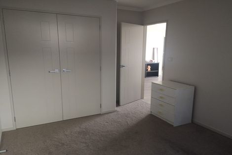 Photo of property in 19 Dawood Place, The Gardens, Auckland, 2105