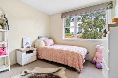 Photo of property in 70 Bassett Road, Johnsonville, Wellington, 6037