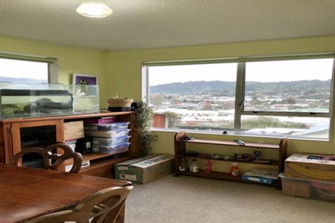 Photo of property in 15e Glen Road, Stokes Valley, Lower Hutt, 5019