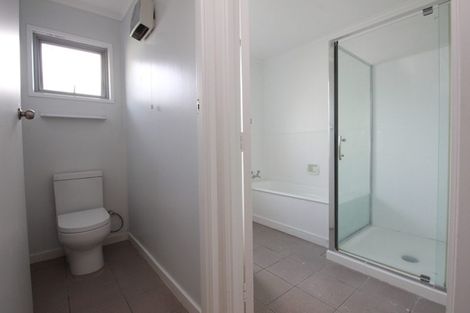 Photo of property in 7 Lewis Road, Pakuranga, Auckland, 2010