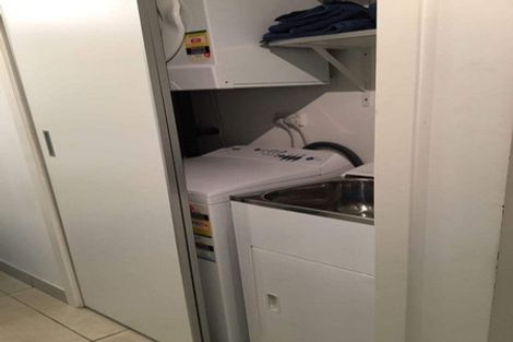 Photo of property in Bellagio Apartments, 4e/39 Taranaki Street, Te Aro, Wellington, 6011