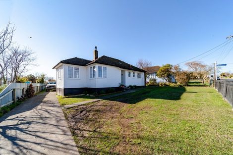 Photo of property in 2 Freyberg Terrace, Waipukurau, 4200