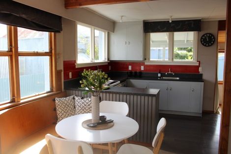 Photo of property in 17 Durham Street, Winton, 9720