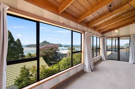 Photo of property in 8 Tairua Heights, Tairua, 3508