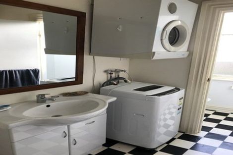 Photo of property in 133 Kaikorai Valley Road, Glenross, Dunedin, 9011