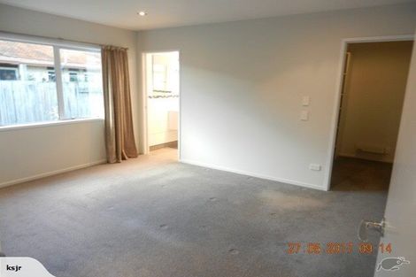 Photo of property in 10 Paradise Point Place, One Tree Point, 0118