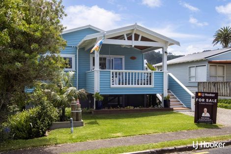 Photo of property in 53 Beach Road, Waihi Beach, 3611