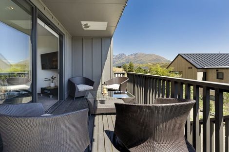 Photo of property in 5a Glenelg Lane, Jacks Point, 9371