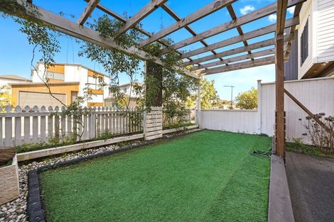 Photo of property in 20 Riroriro Road, Hobsonville, Auckland, 0616