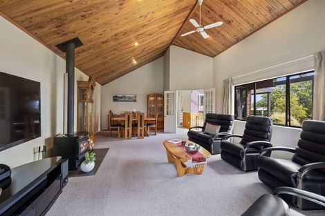 Photo of property in 110 Upland Road, Tarurutangi, New Plymouth, 4372