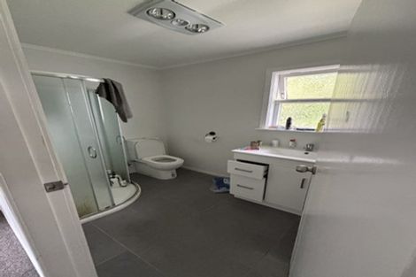 Photo of property in 107 Parkvale Road, Karori, Wellington, 6012