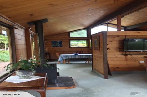 Photo of property in 12 Woodleigh Street, Frankleigh Park, New Plymouth, 4310