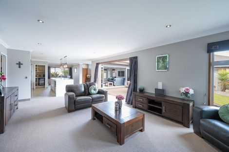 Photo of property in 25 Kitakita Grove, Motueka, 7120