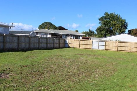 Photo of property in 1 Wheeler Place, Upper Vogeltown, New Plymouth, 4310