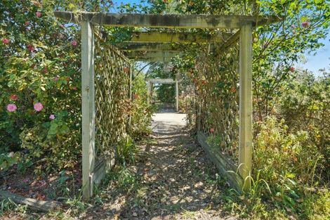 Photo of property in 128 Amberley Beach Road, Amberley, 7481