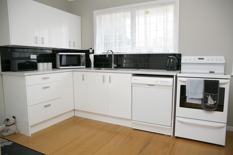 Photo of property in 39 Thompson Terrace, Manurewa, Auckland, 2102