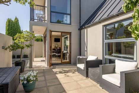 Photo of property in 8 Springvale Gardens, Harewood, Christchurch, 8051