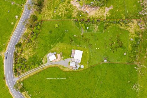 Photo of property in 15 Massey Road, Waipu, 0582