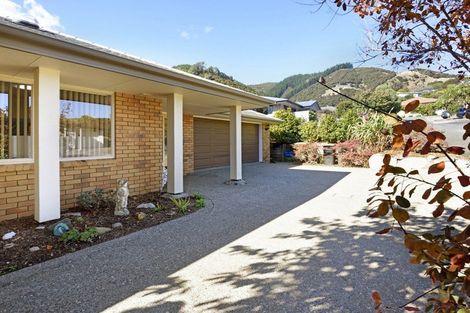 Photo of property in 7 Springlea Heights, Atawhai, Nelson, 7010