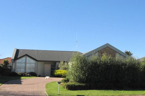 Photo of property in 59 Nielsen Gardens, Rototuna, Hamilton, 3210