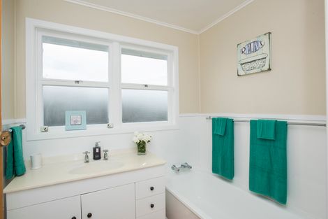 Photo of property in 10 Cobham Place, Te Hapara, Gisborne, 4010