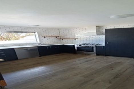 Photo of property in 6 Vasanta Avenue, Ngaio, Wellington, 6035