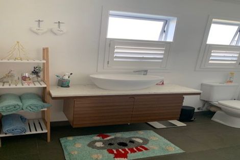 Photo of property in 2/28 Bleakhouse Road, Howick, Auckland, 2014