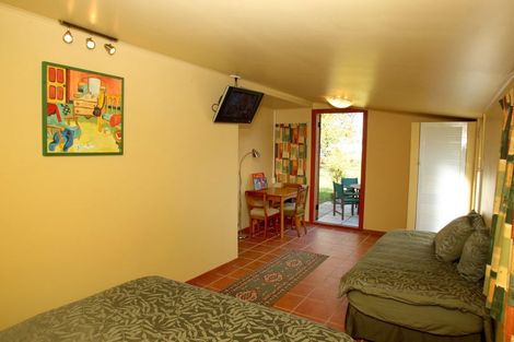 Photo of property in 82 Tollemache Road East, Longlands, Hastings, 4122