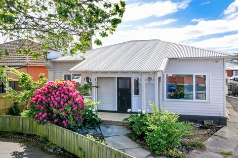 Photo of property in 274 Oxford Street, South Dunedin, Dunedin, 9012