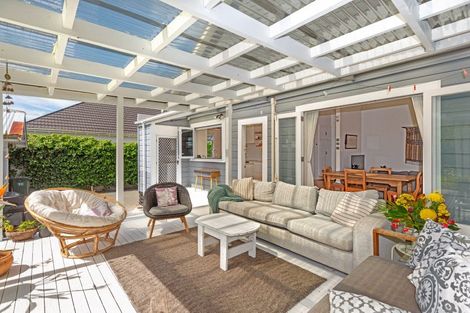 Photo of property in 138 Fox Street, Whataupoko, Gisborne, 4010