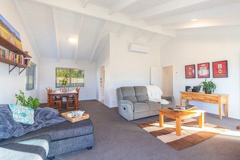 Photo of property in 1 Tamatea Drive, Snells Beach, 0920