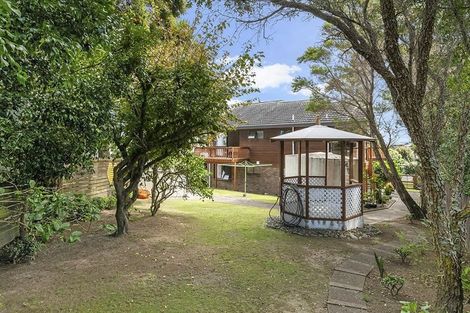 Photo of property in 4 Shakespear Road, Army Bay, Whangaparaoa, 0930