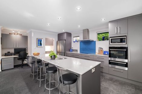 Photo of property in 33c Wilsons Road South, Saint Martins, Christchurch, 8022