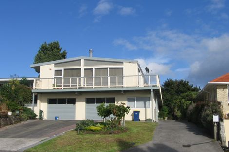 Photo of property in 2/12 Speedy Crescent, Hillcrest, Auckland, 0627
