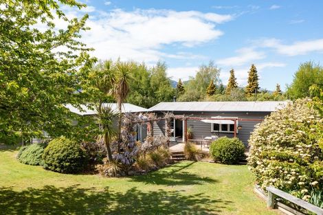 Photo of property in 3 Lakeview Terrace, Lake Hawea, Wanaka, 9382