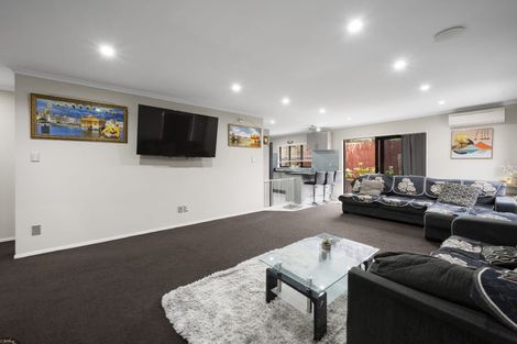 Photo of property in 93c Puhinui Road, Papatoetoe, Auckland, 2104
