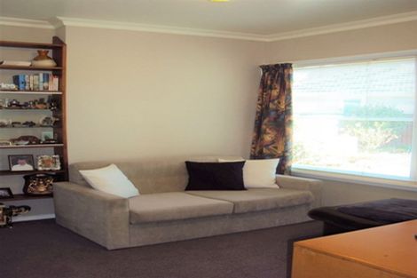 Photo of property in 58 Pembroke Street, Avondale, Christchurch, 8061