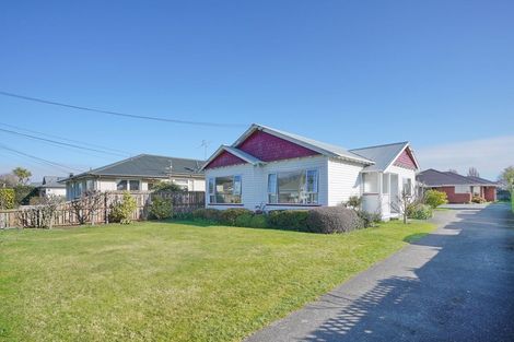 Photo of property in 37 Somerfield Street, Somerfield, Christchurch, 8024