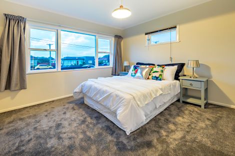 Photo of property in 8 Tidal Road, Mangere, Auckland, 2022
