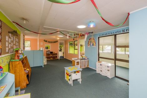 Photo of property in 2 Queens Road, Waikanae Beach, Waikanae, 5036