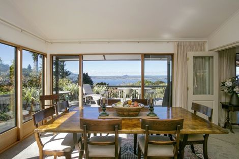 Photo of property in 43 Mapara Road, Acacia Bay, Taupo, 3385