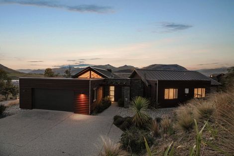 Photo of property in 15 Mckellar Drive, Jacks Point, Queenstown, 9371