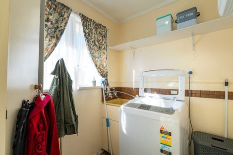 Photo of property in 5 Bremridge Place, Melville, Hamilton, 3206