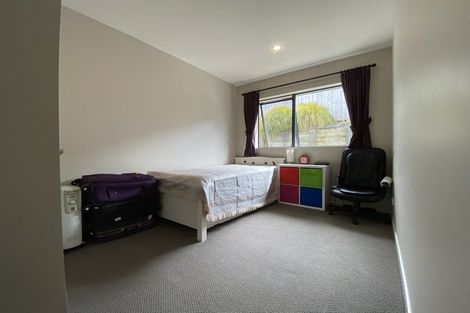 Photo of property in 2 Northbrook Close, Greenhithe, Auckland, 0632